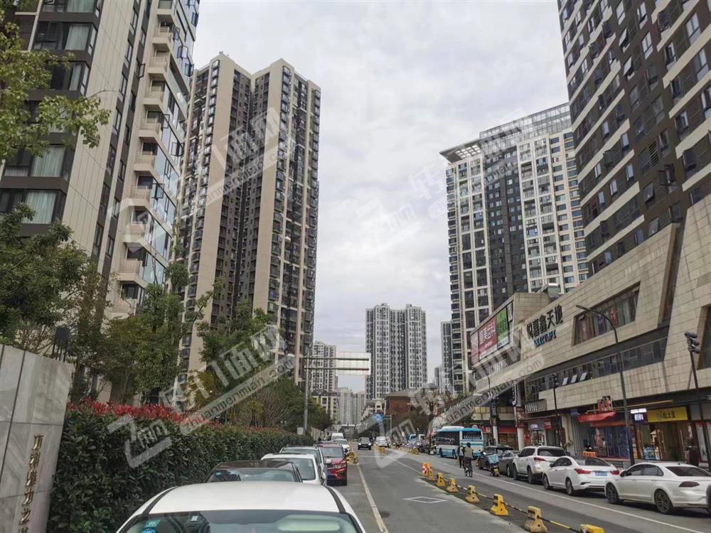 急转大型成熟小区加盟美容院旺铺，会员300+