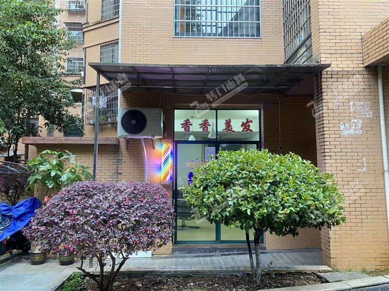 急转湖南商学院成熟小区出入口60㎡旺铺